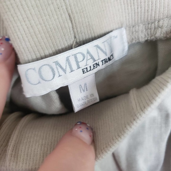Company by Ellen Tracy tan pants size M - Picture 2 of 3